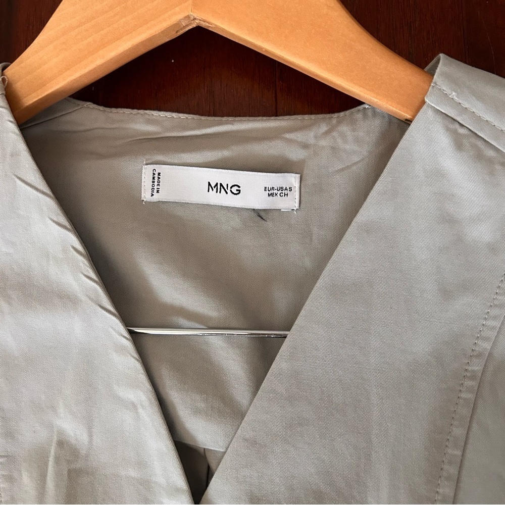 $99 Mango 100% COTTON JUMPSUIT vneck sleeveless w/ belt light heather grey Small - Picture 8 of 13